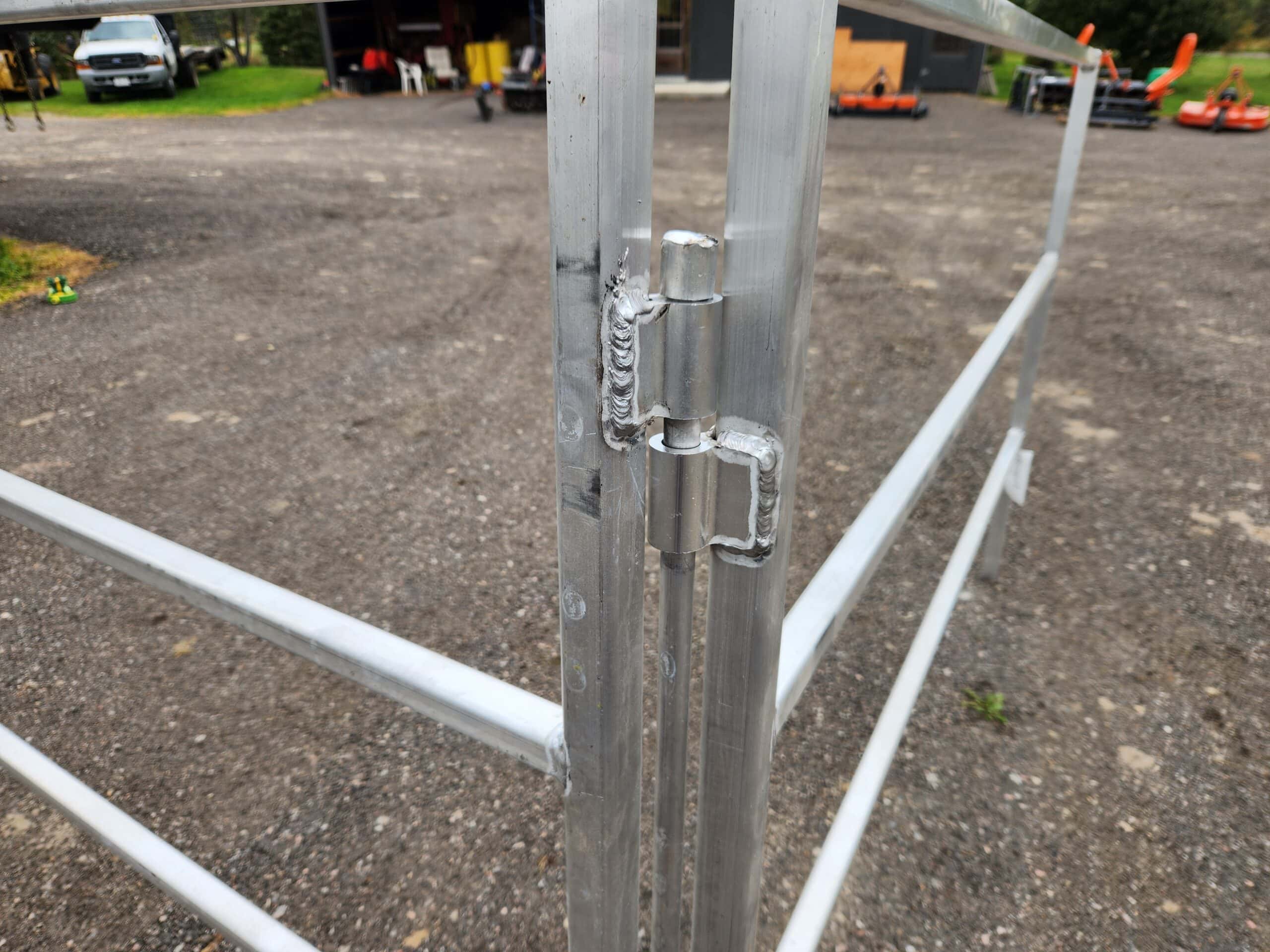 Aluminum Horse Travel Pen Sections - Image 3